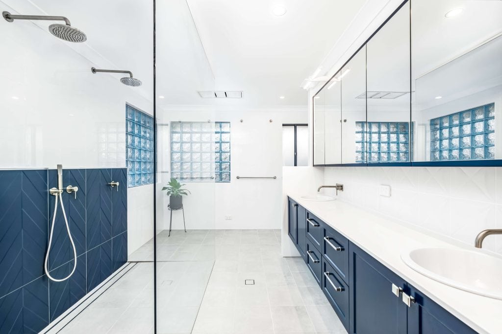 BROOKFIELD Bathroom remodelling