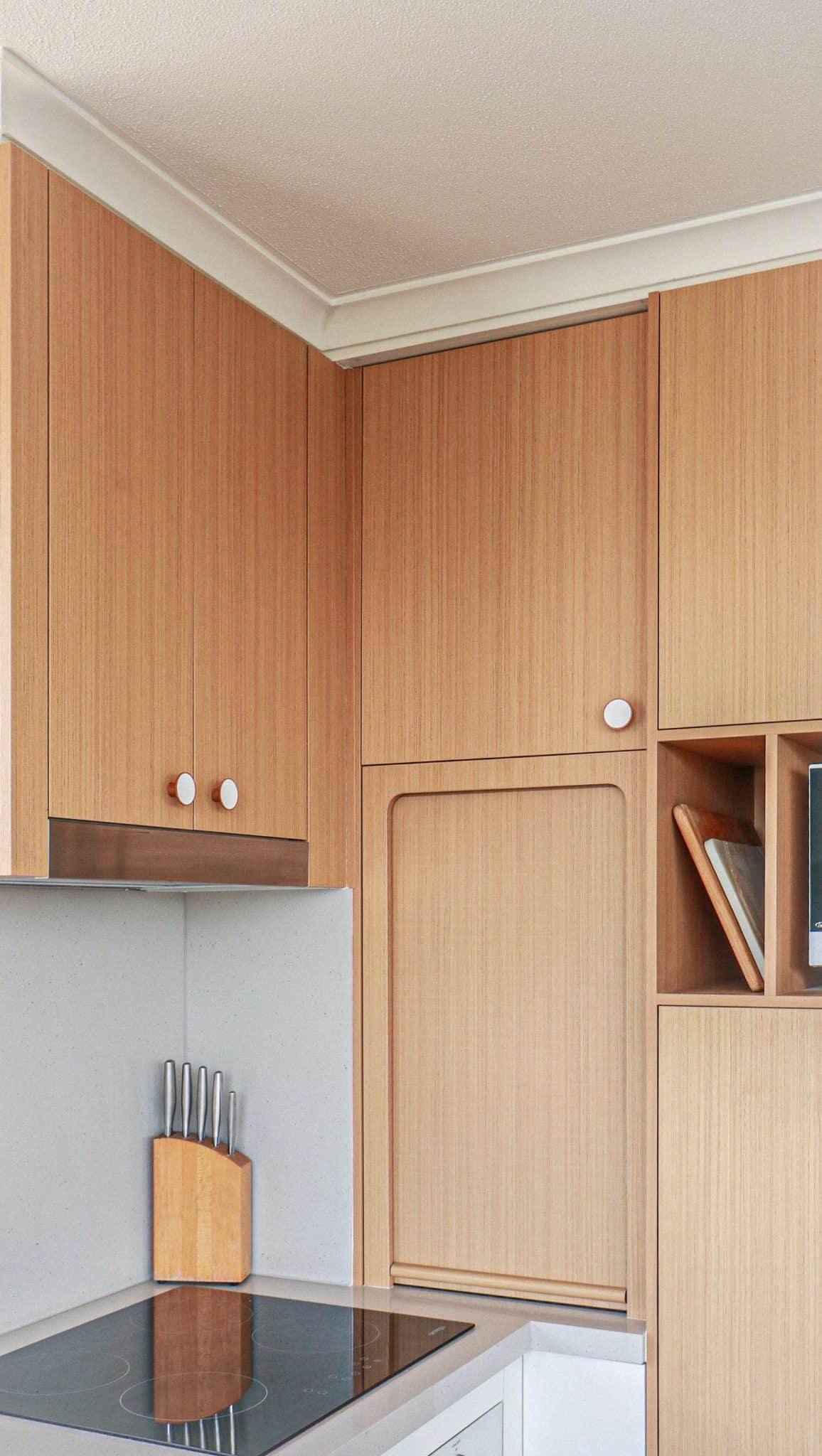 Wooden kitchen units and knife block